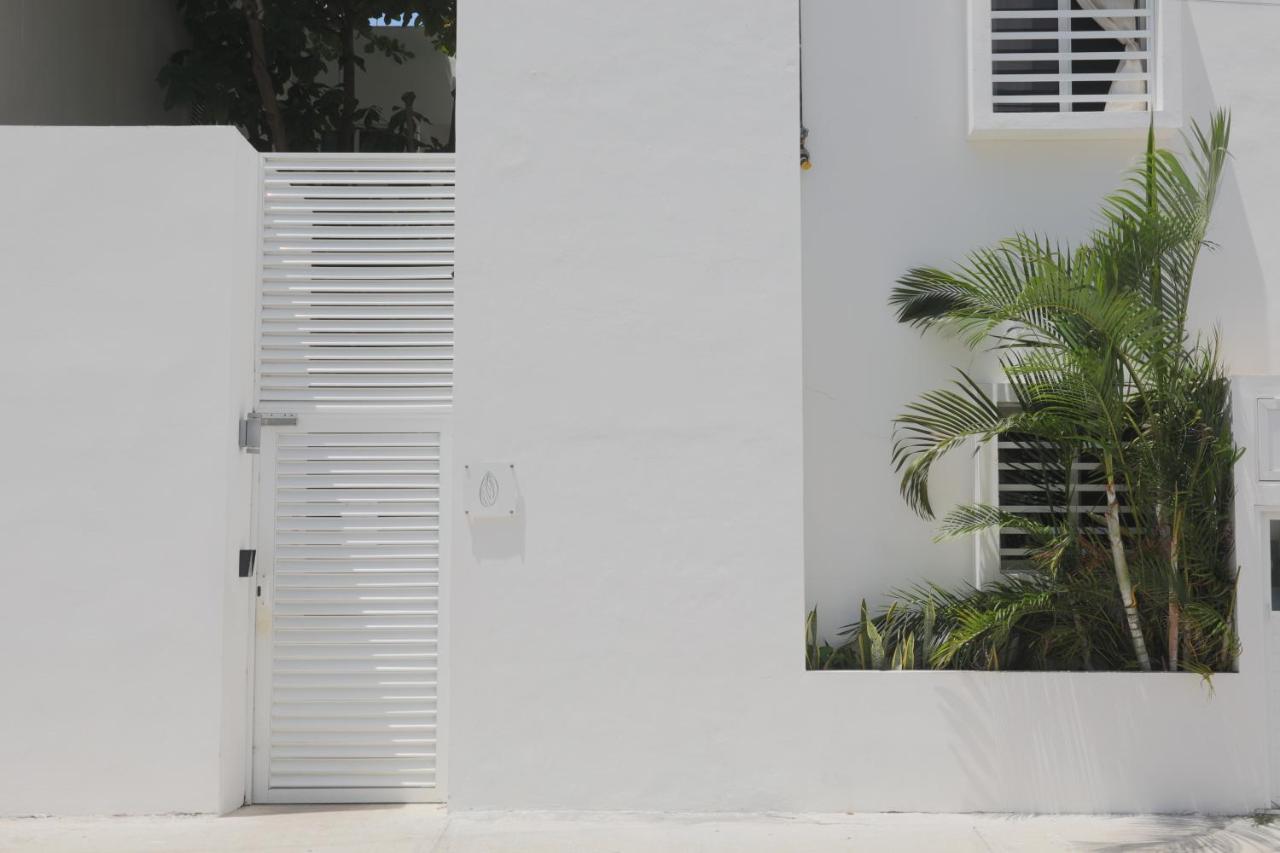 Almond Suites Playa del Carmen Exterior photo